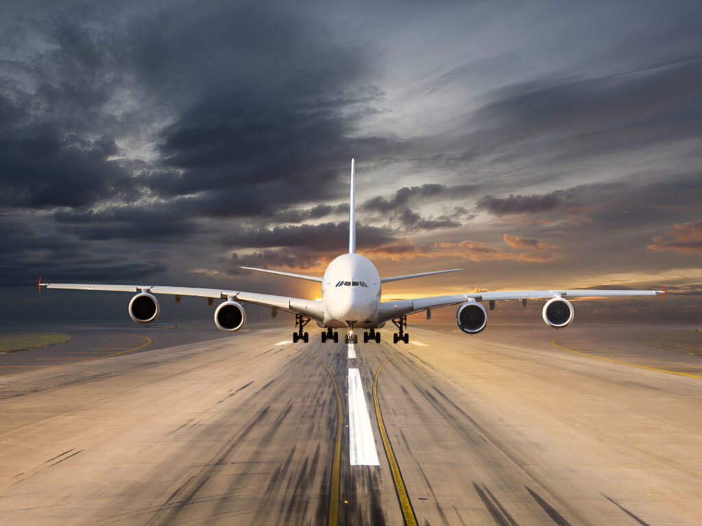 The World’s Largest Passenger Planes Ever Built (and What Happened to Them)