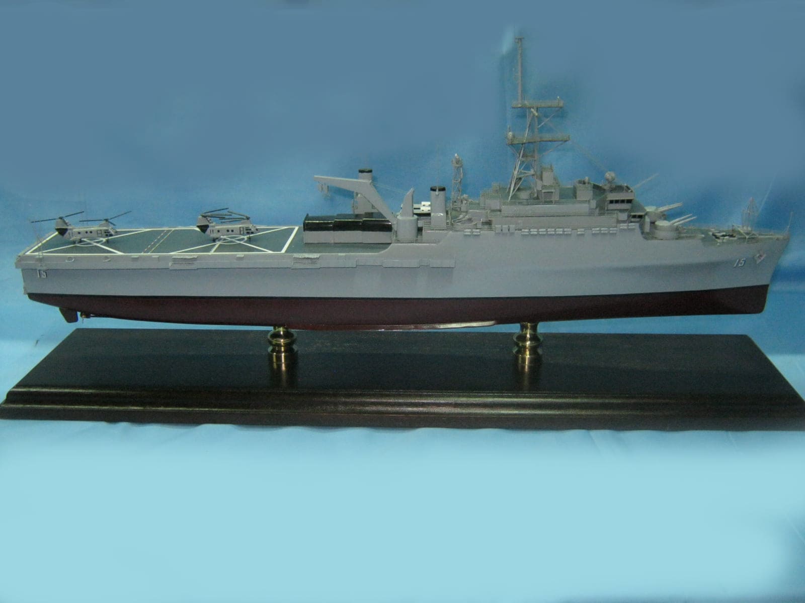 SS PONCE formerly (LPD-15) Model Ship