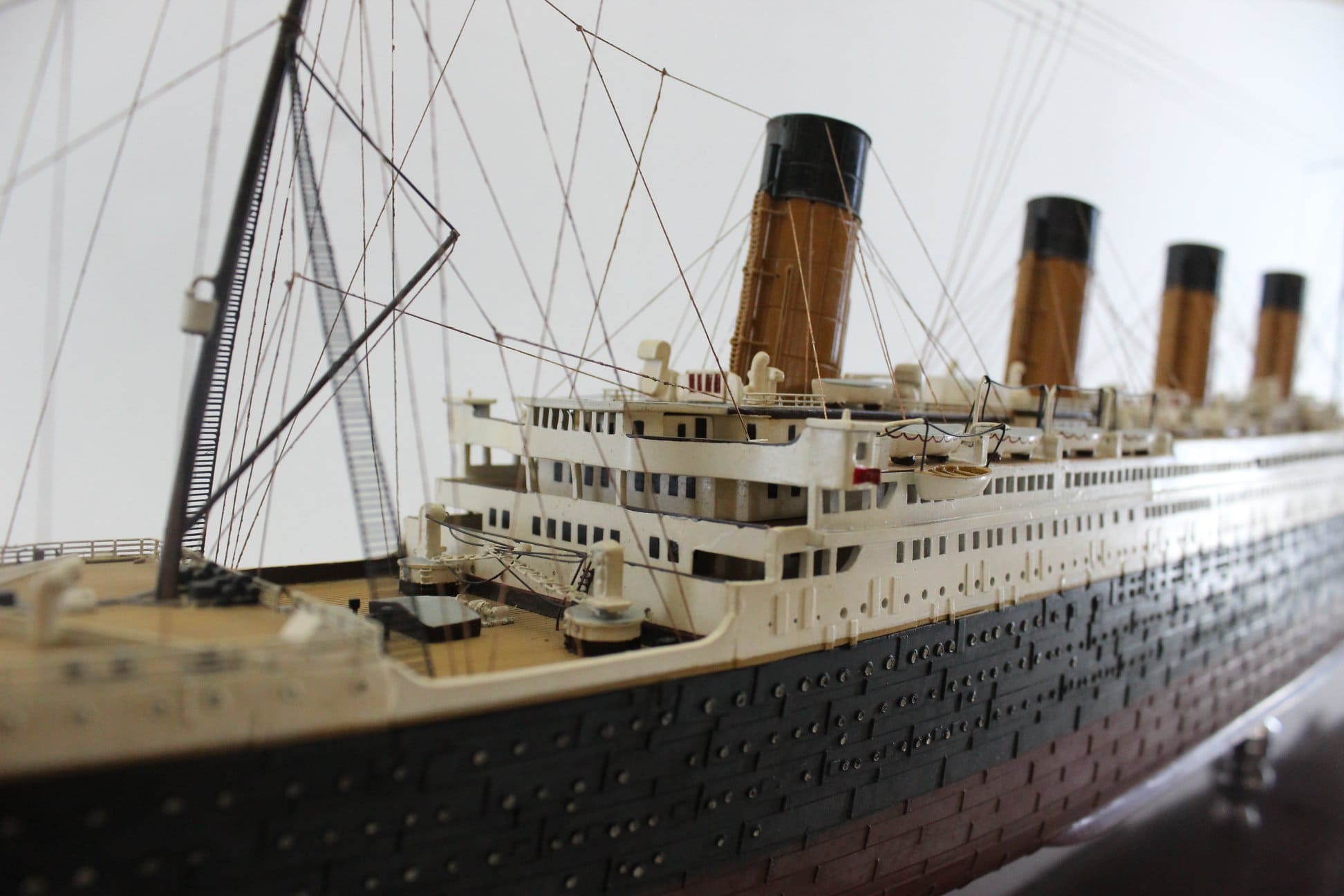 Titanic model ship side